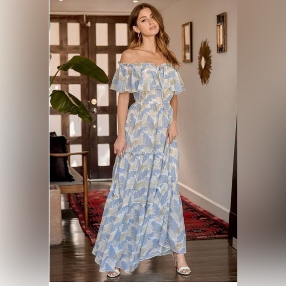 NWOT LULUS Sway in the Breeze White Leaf Print Off-the-Shoulder Maxi Dress